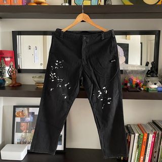 Off-White Virgil Abloh worn painted carpenter pants, Men's Fashion,  Bottoms, Chinos on Carousell