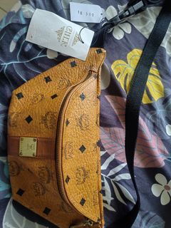 Authentic 💯👍🏽 MCM bag, Luxury, Bags & Wallets on Carousell
