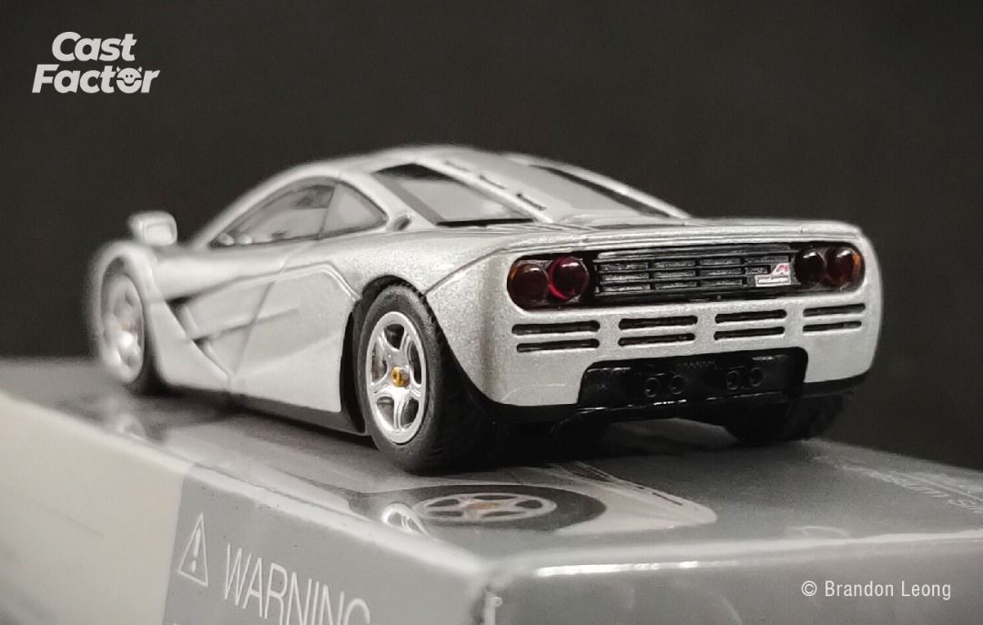 Mini GT #555 McLaren F1 Magnesium Silver, Hobbies & Toys, Toys