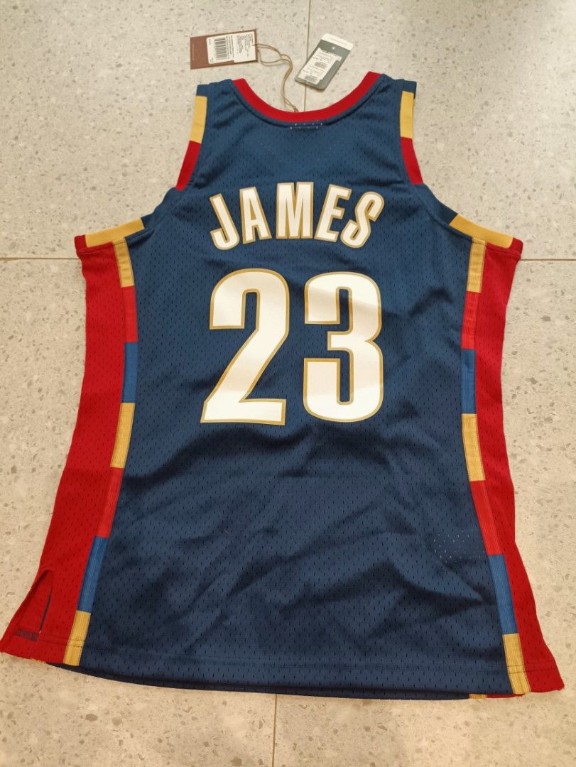 MITCHELL AND NESS JERSEY LEBRON JAMES CLEVELAND CAVALIERS HARDWOOD CLASSIC  BASKETBALL JERSEY NBA BAJU BASKET