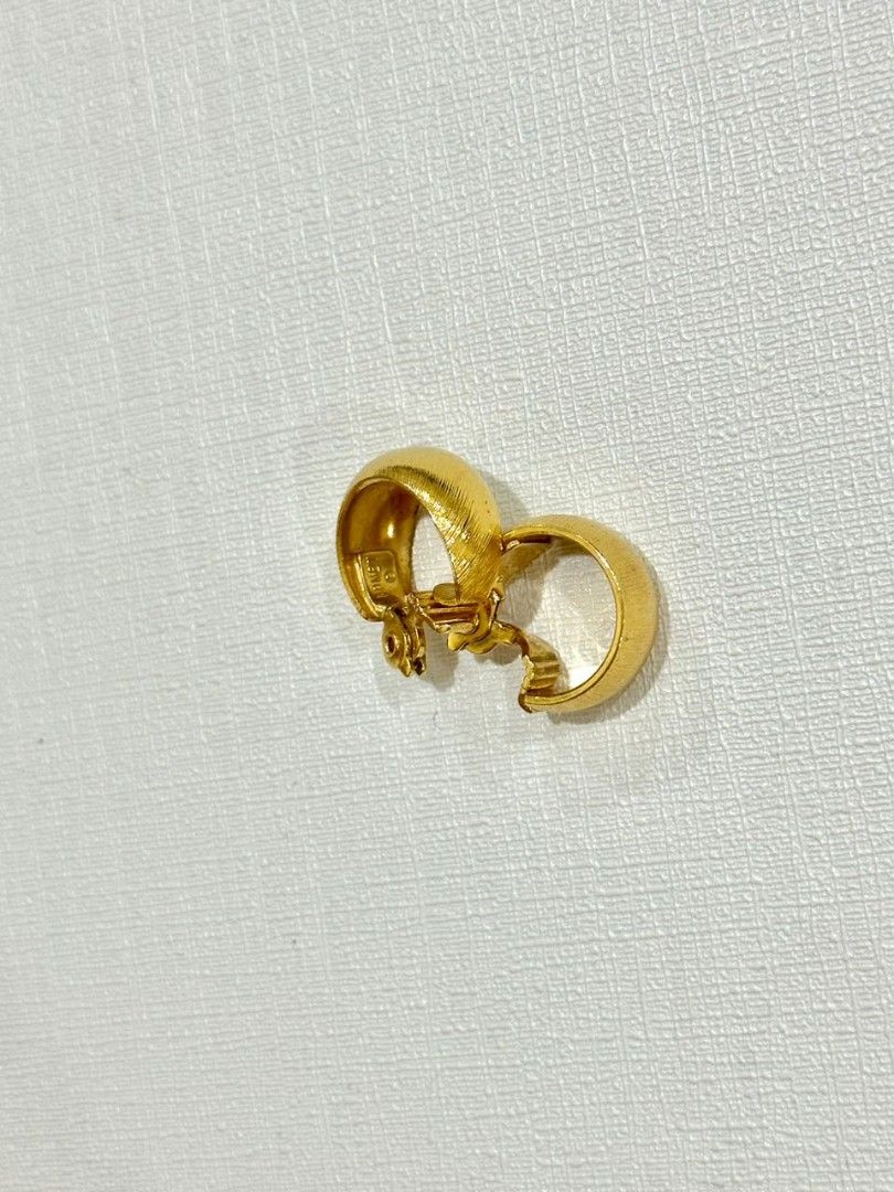 Monet earrings outlet gold