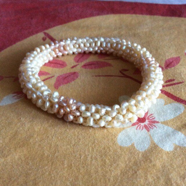 White pearl bracelet online