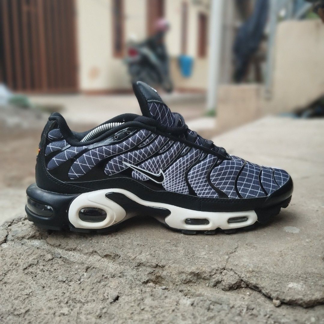 Nike tn sales se greedy
