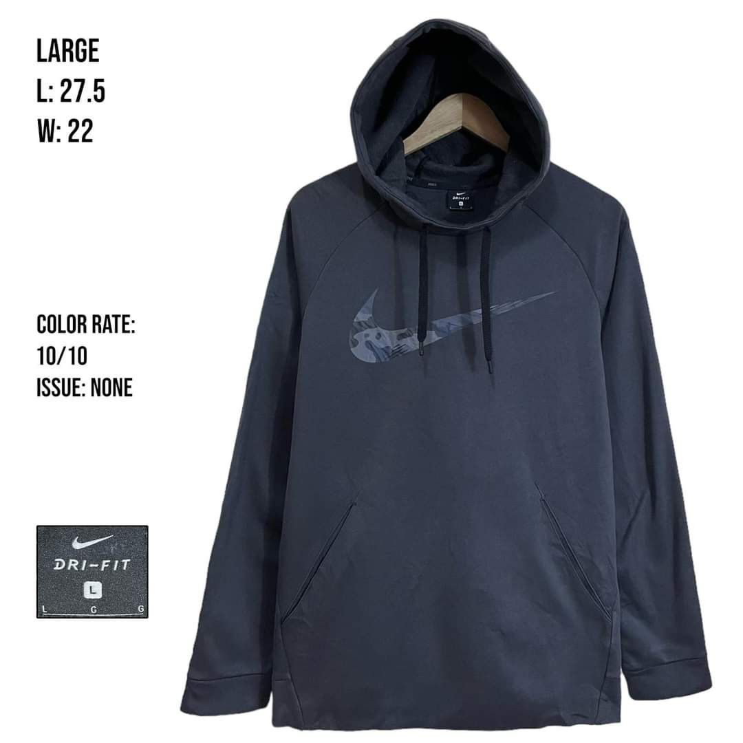 Nike Drifit Hoodie Jacket (Category: Hoodies) located in Cainta. Submitted by sadnote (Listing ID 1263488041, Image 1). Description: Nike Drifit Hoodie Jacket Dark Grey color Dimes: W- 22 L- 27.5 No issue // Excellent Condition Color rate: 10/10 Location: Cainta Can do shipping via LBC or Lalamove Shopee checkout (Payment first).