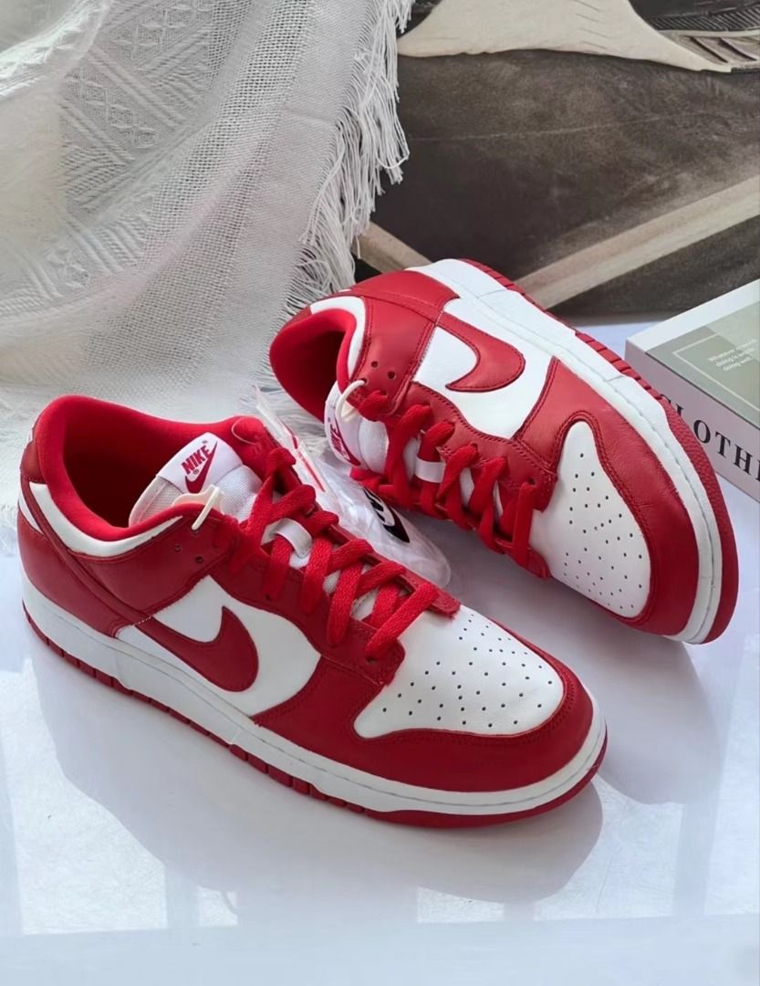 Red low top top