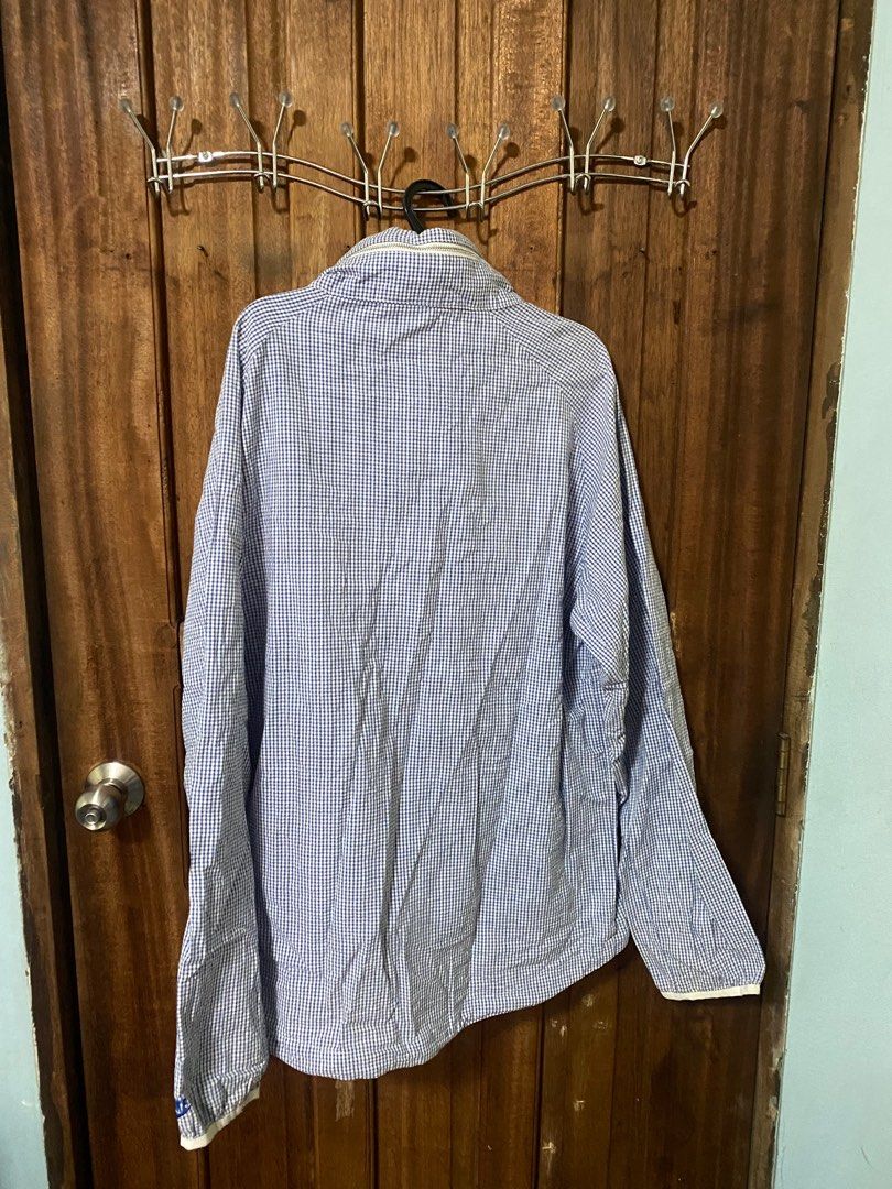 Nike Gingham Jacket (with hidden hood) (Category: Coats, Jackets and Outerwear) located in Manila. Submitted by stuffbybees (Listing ID 1263427490, Image 3). Description: Message me for inquiries! .
