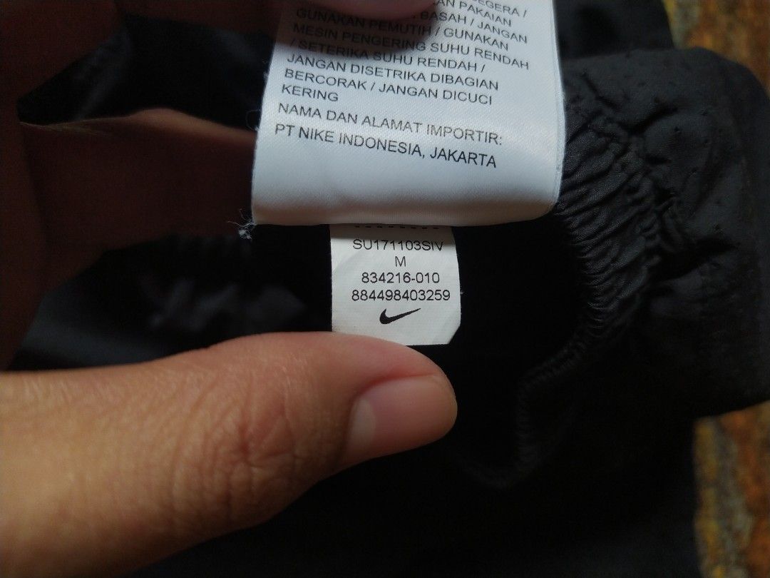 Nike su171103siv top