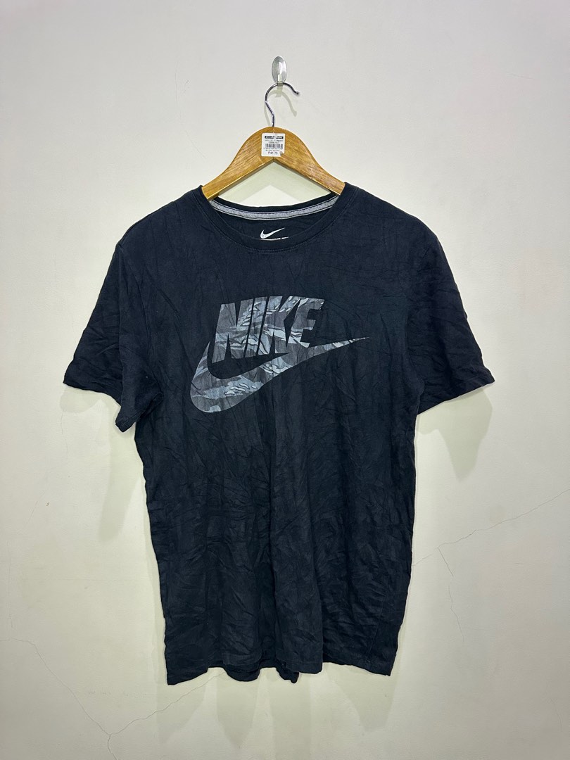 swoosh tee