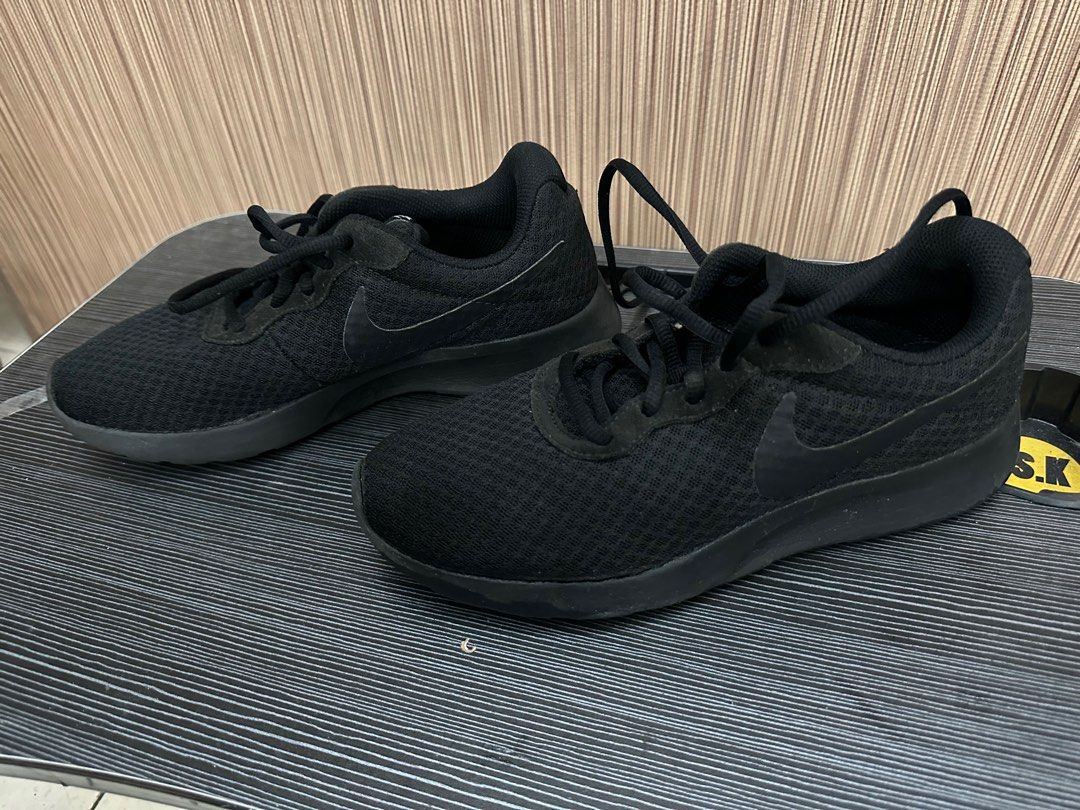 Nike Women Tanjun Black Running Shoe Women s Fashion Footwear