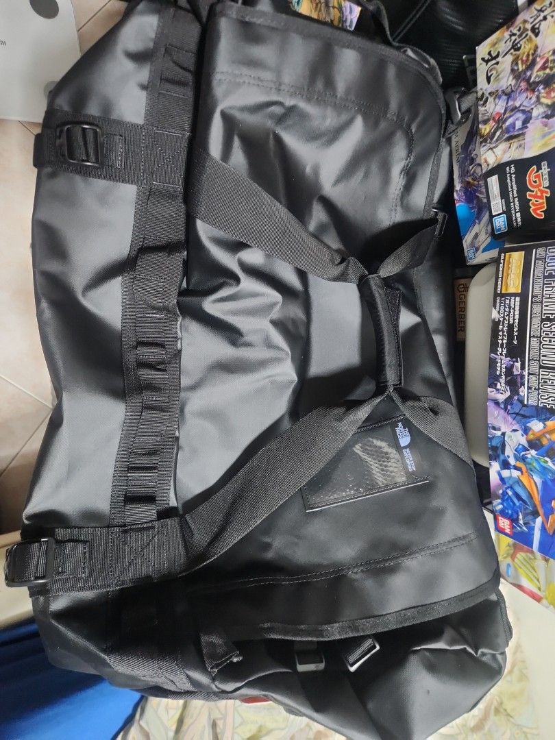 North face store duffel 70l