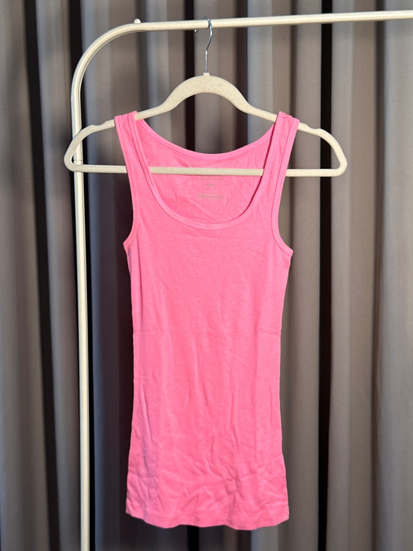 Old navy clearance pink tank top