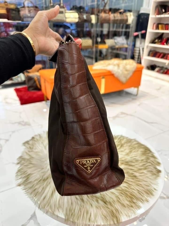 Orig Prada documents bag (Category: Luxury Bags & Wallets) located in Davao. Submitted by luxben (Listing ID 1263482852, Image 2). Description: 🅿️12,980 lp plus sf Orig Prada documents bag Kasya laptop 15 inches Nylon and leather W replacement leather strap Rank A to ab.
