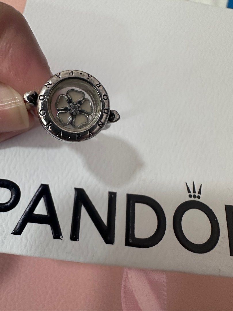 New pandora shop rings 2020