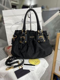 Prada Tessuto nylon tote with chain strap Shoulder Bag pre owned –  Debsluxurycloset