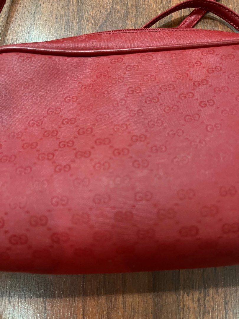 Gucci Queen Margaret Apollo Clutch Handbag in Hibiscus Red | Handbag,  Clutch handbag, Bags