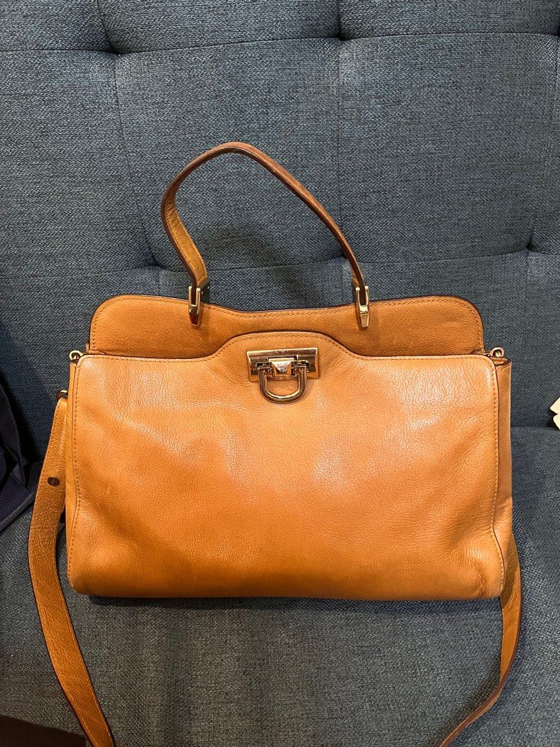 DISSONA GOLD LEATHER BAG – To Be Continued Preloved