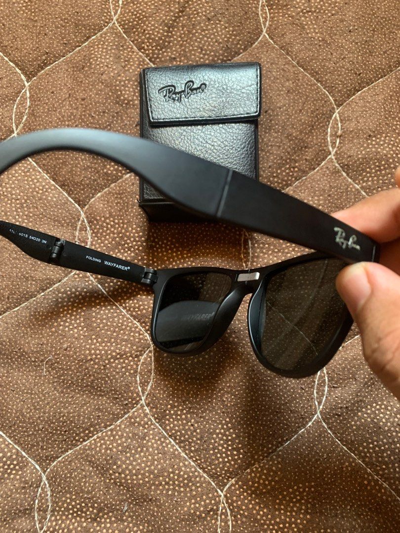New store wayfarer folding