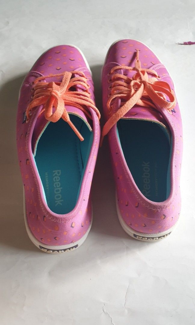 Reebok classic sale canvas shoes