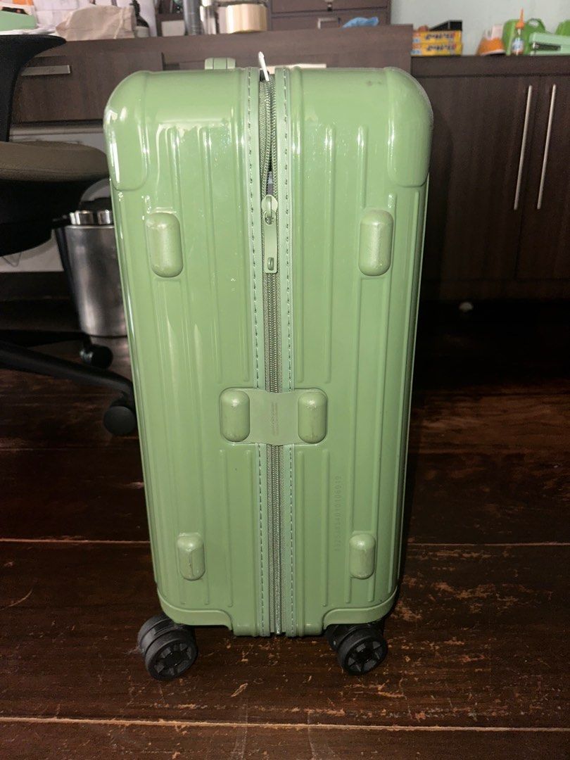 Rimowa Essential Cabin - Sage Green (Category: Luggage) located in Quezon City. Submitted by patpotpit (Listing ID 1263496163, Image 3). Description: .