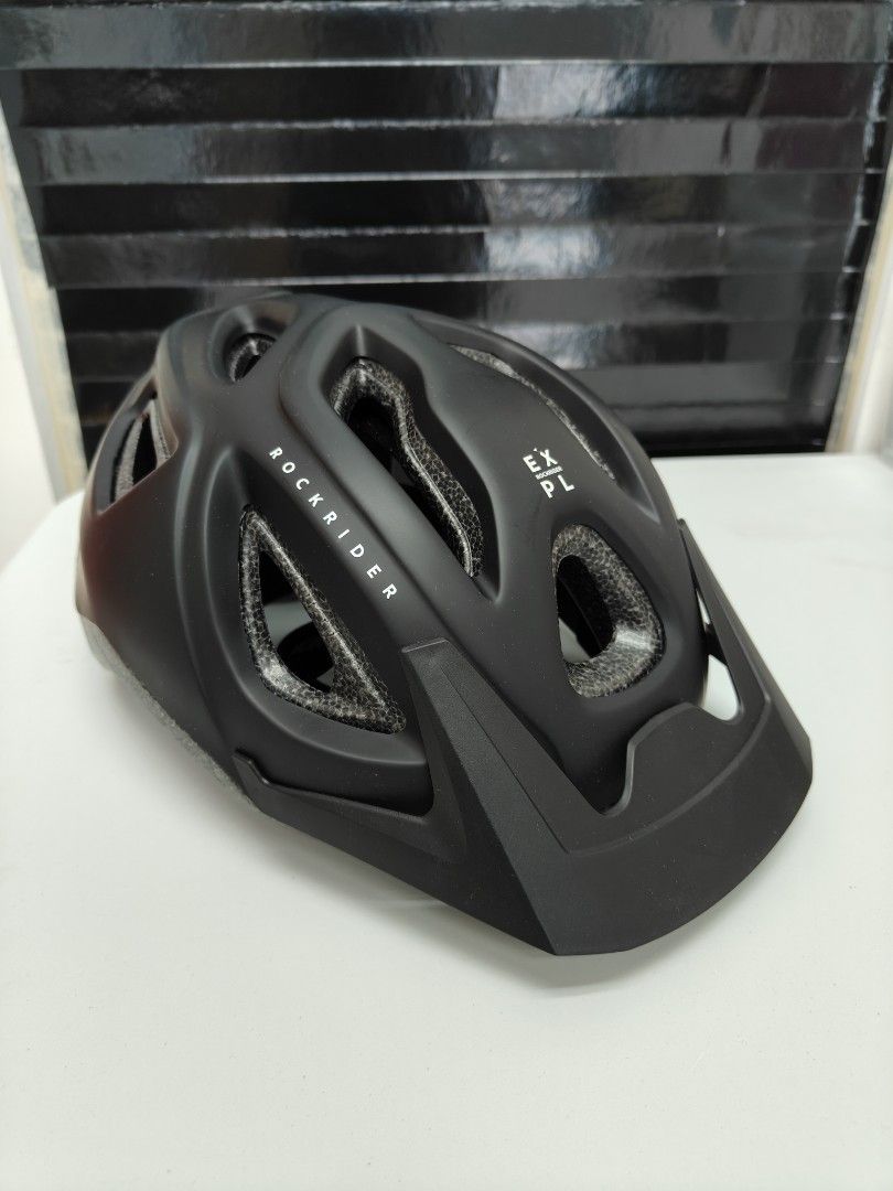 Rockrider st100 hotsell helmet