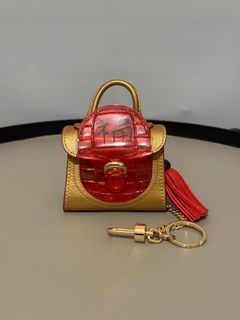Shop Louis Vuitton 2023-24FW Kirigami Pouch Bag Charm And Key Holder  (M69003) by Belle＆Zen