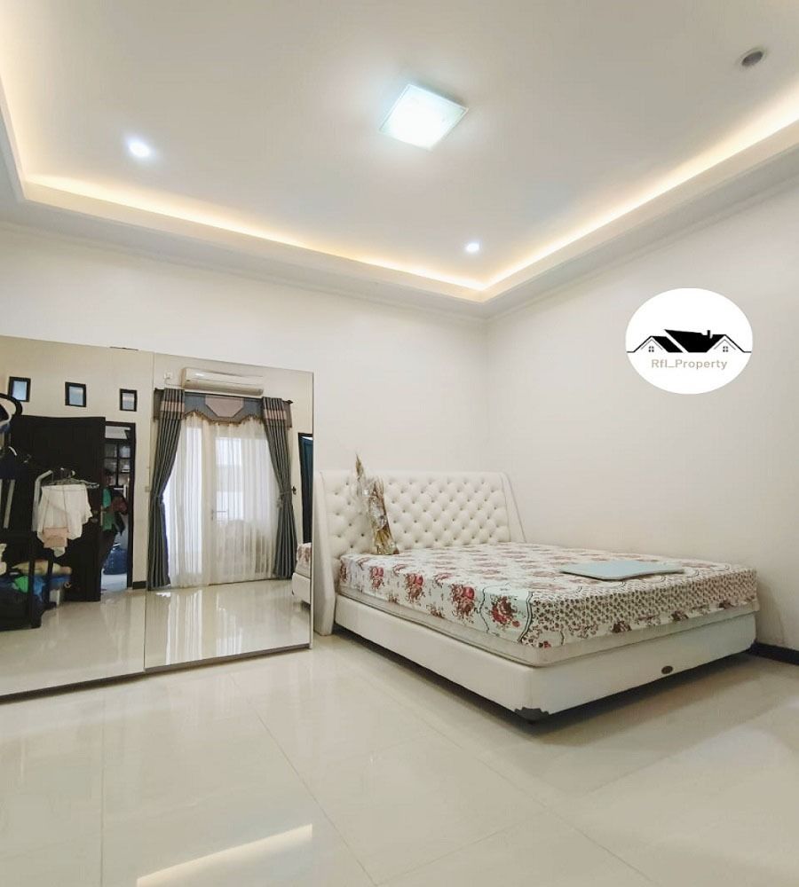 rumah_dijual_di_cilangkap_jaka_1698892864_8eea7a76_progressive