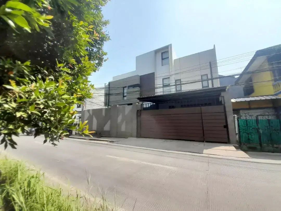 rumah_dijual_di_taman_malaka_d_1698907381_9f4130b1_progressive