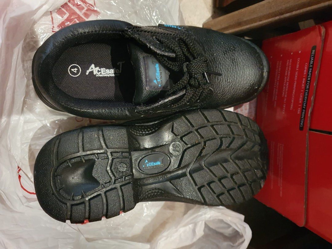 Safety shoes