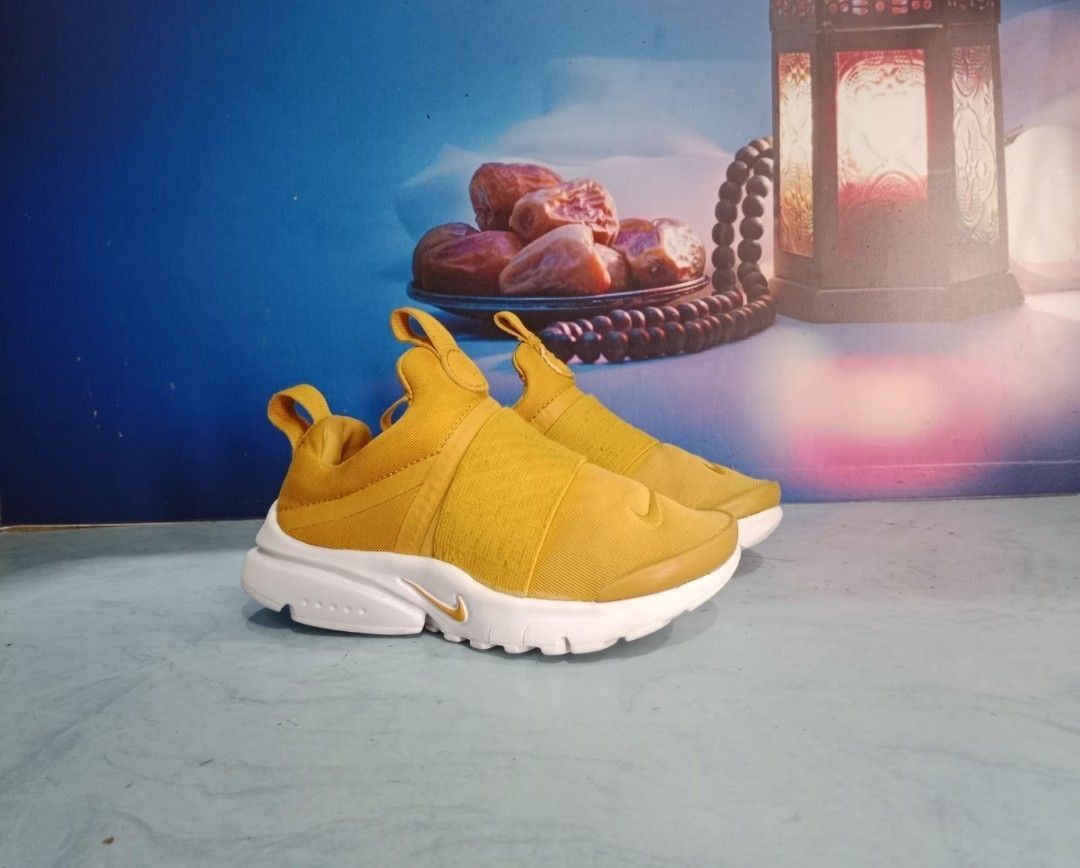 Yellow nike presto extreme cheap