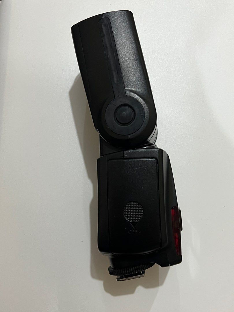 Speedlite (Yongnuo) YN560 IV with wireless flash trigger (Category: Flashes) located in Makati City. Submitted by bobpul (Listing ID 1263482670, Image 3). Description: Selling a lightly used Yongnuo Speedlite IV with complete inclusions. This is bundled with Yongnuo RF603C II wireless flash trigger also with complete inclusions. Bought SRP (price sticker in the picture). Selling it for much lower than my acquisition price. Location: Makati Paymen