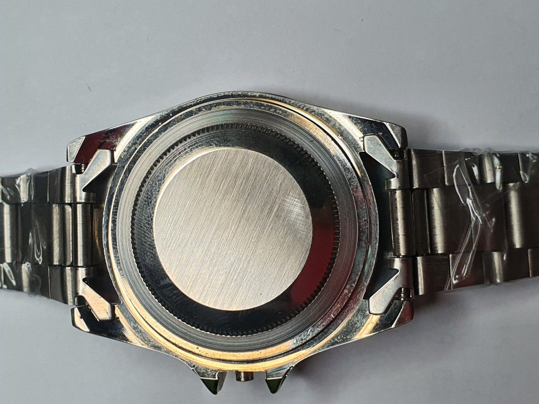 Watch cases for automatic movements store