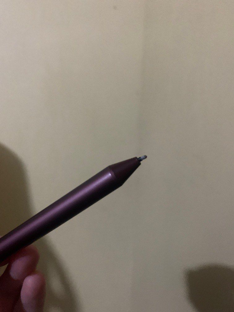 Surface Pro 5th Gen Pen (damaged tip), Mobile Phones & Gadgets, Tablets ...