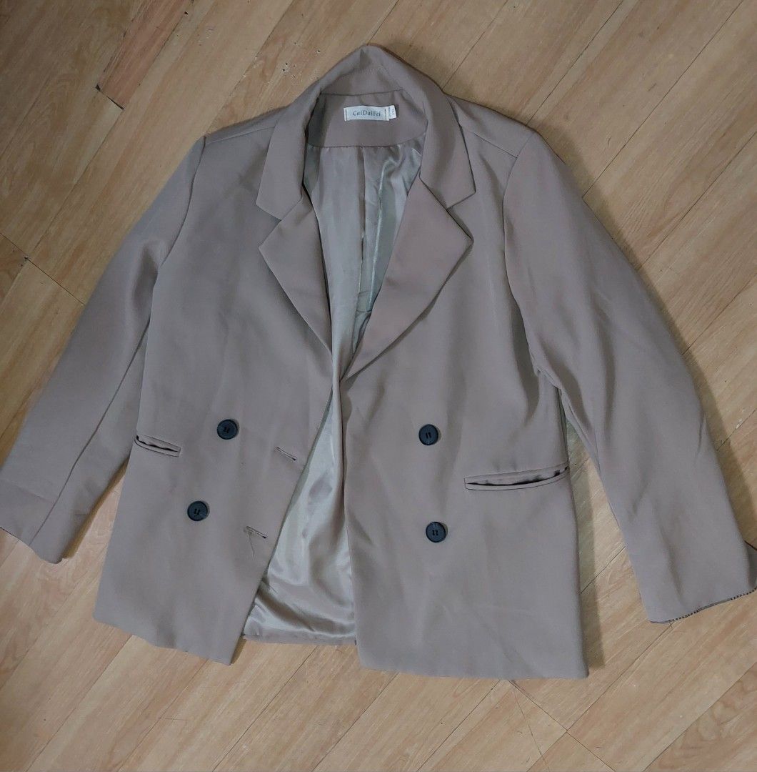 tan off white blazer