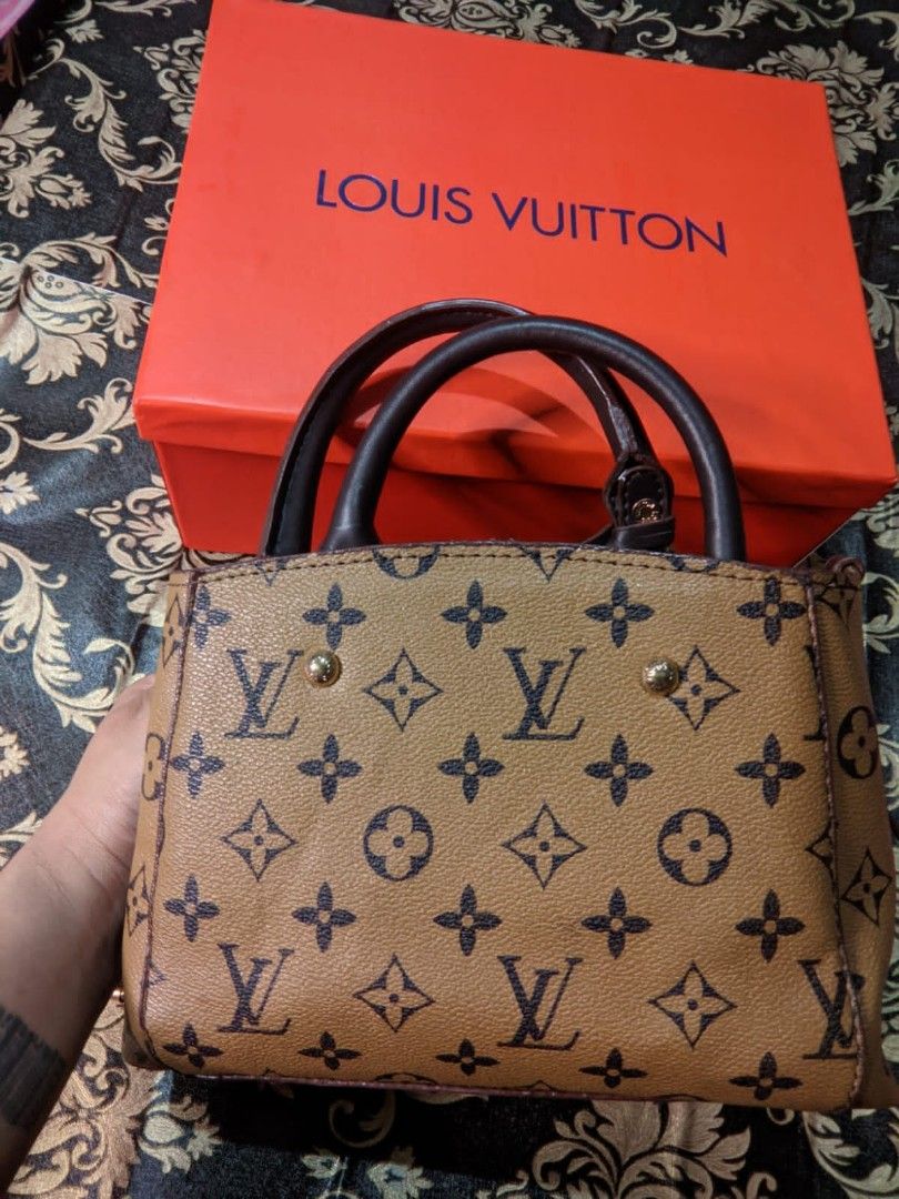 Branded Outlet - LOUIS VUITTON BITSY POUCH S00