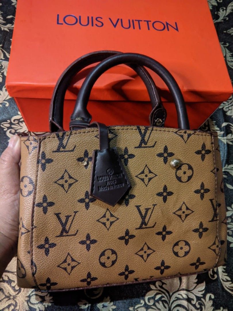 Branded Outlet - LOUIS VUITTON BITSY POUCH S00