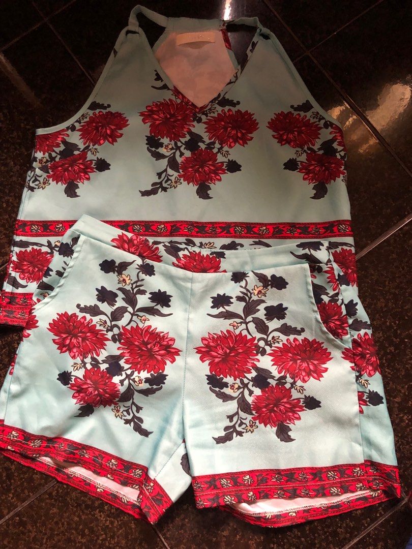 Terno pambahay sleeveless + short (Category: Sets or Coordinates) located in Antipolo. Submitted by TheOne21 (Listing ID 1263368083, Image 1). Description: .