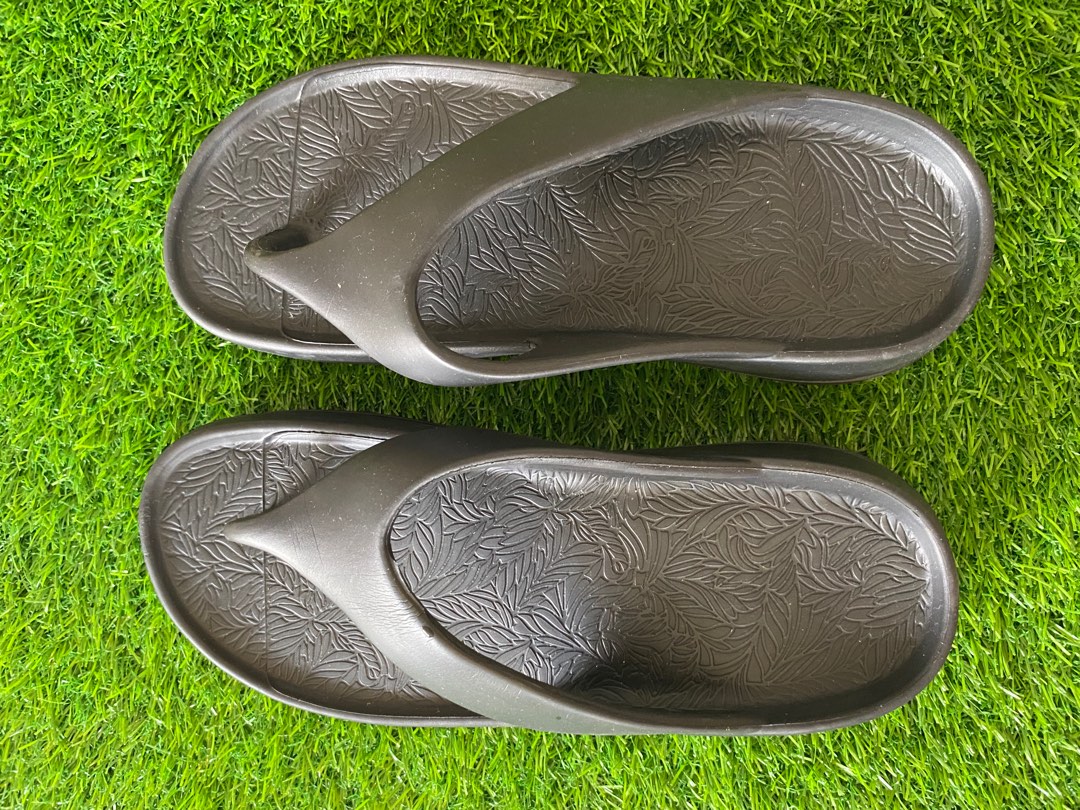 Thick sole slippers, Men's Fashion, Footwear, Flipflops and Slides on ...
