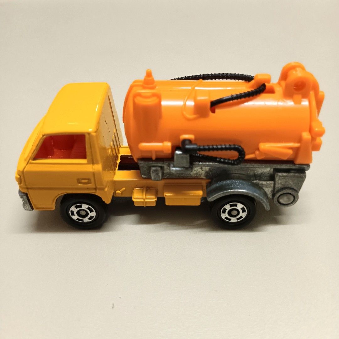Tomica 77 Mitsubishi Canter Grit Sweeper 黑盒黑箱日本製日本