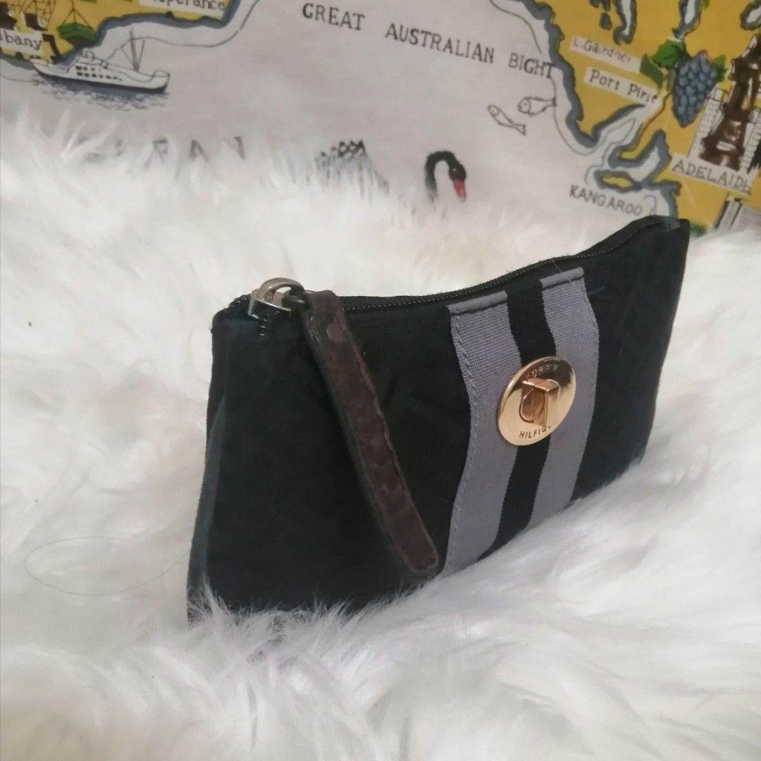 Tommy hilfiger best sale clutch