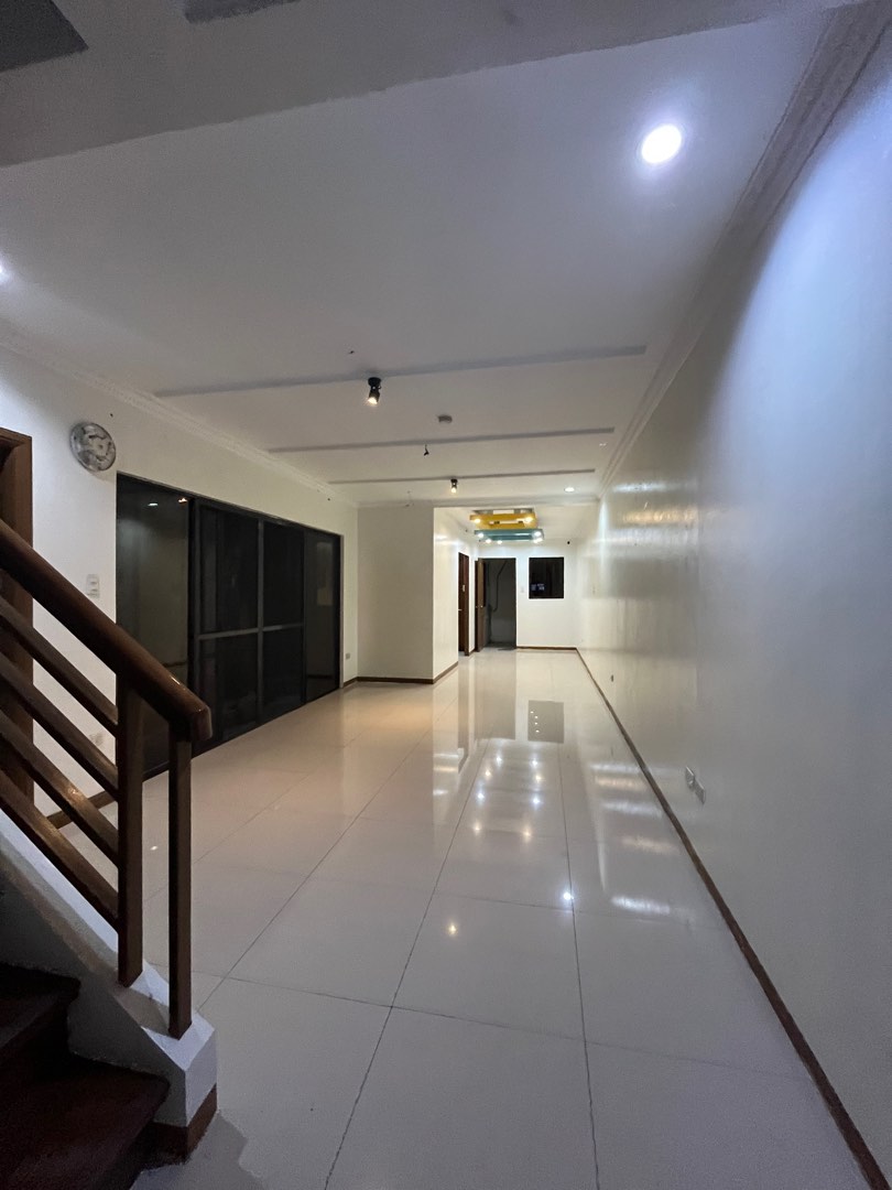 Townhouse for Rent in Scout Area Quezon City, Property, Rentals