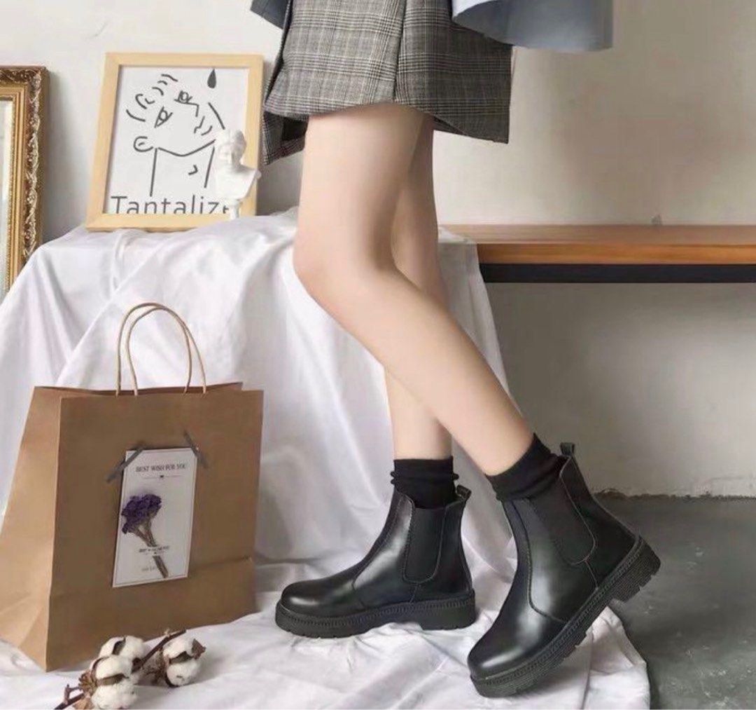 TRAVEL SPECIALS Black Chelsea Ankle High Platform Boots