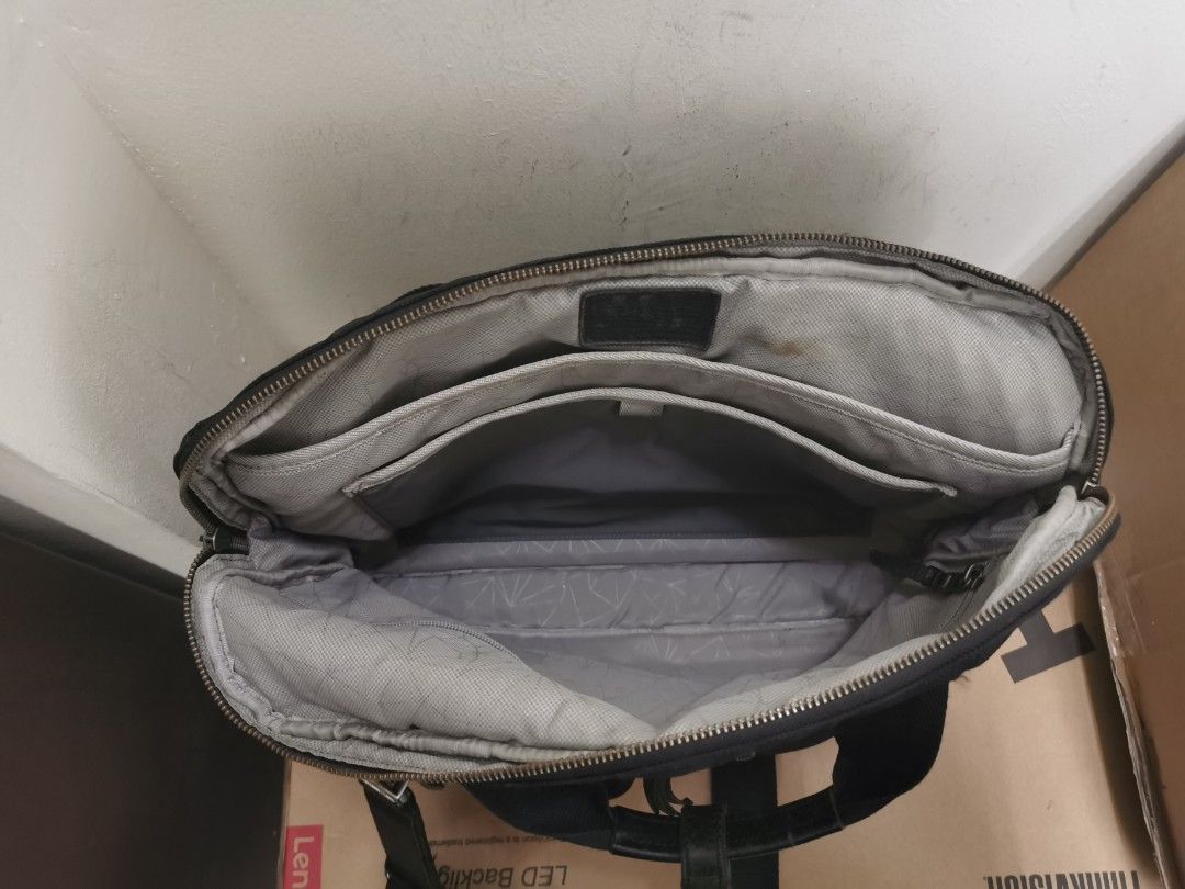 Tumi acer slim nylon brief on sale