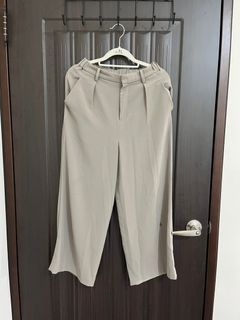 Uniqlo 氣質灰 大象灰西裝垂墜感褲 S