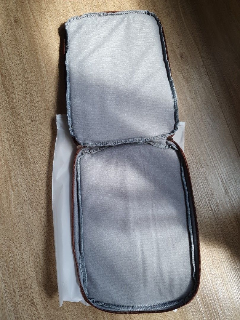 Uniqlo laptop bag, Computers & Tech, Parts & Accessories, Laptop Bags