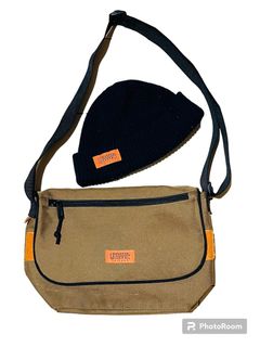 (Category: ) located in . Submitted by the_wearhouse (Listing ID 1263520926, Image 1). Description: .