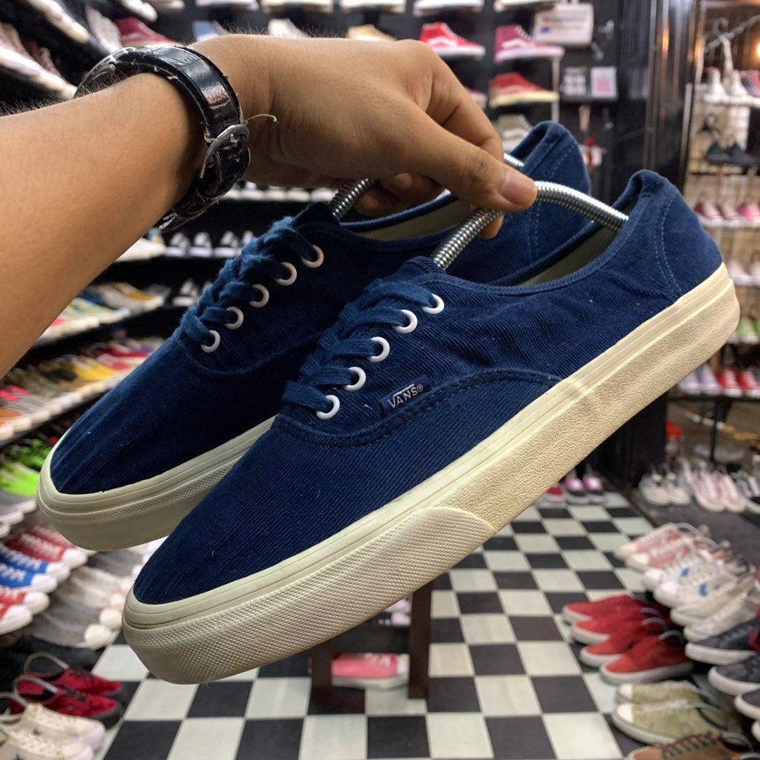 Corduroy discount authentic vans