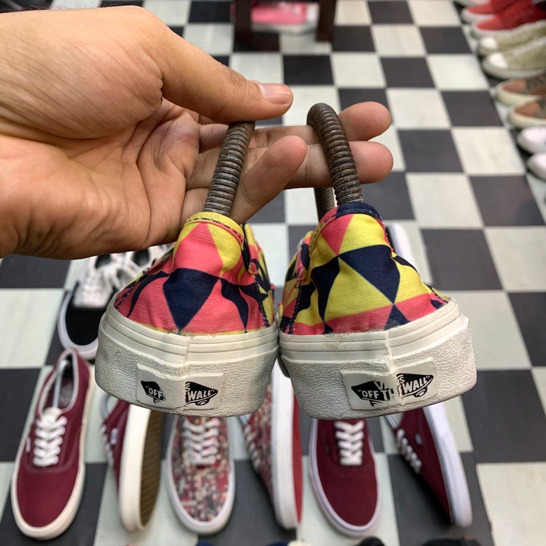 Vans authentic neon hotsell