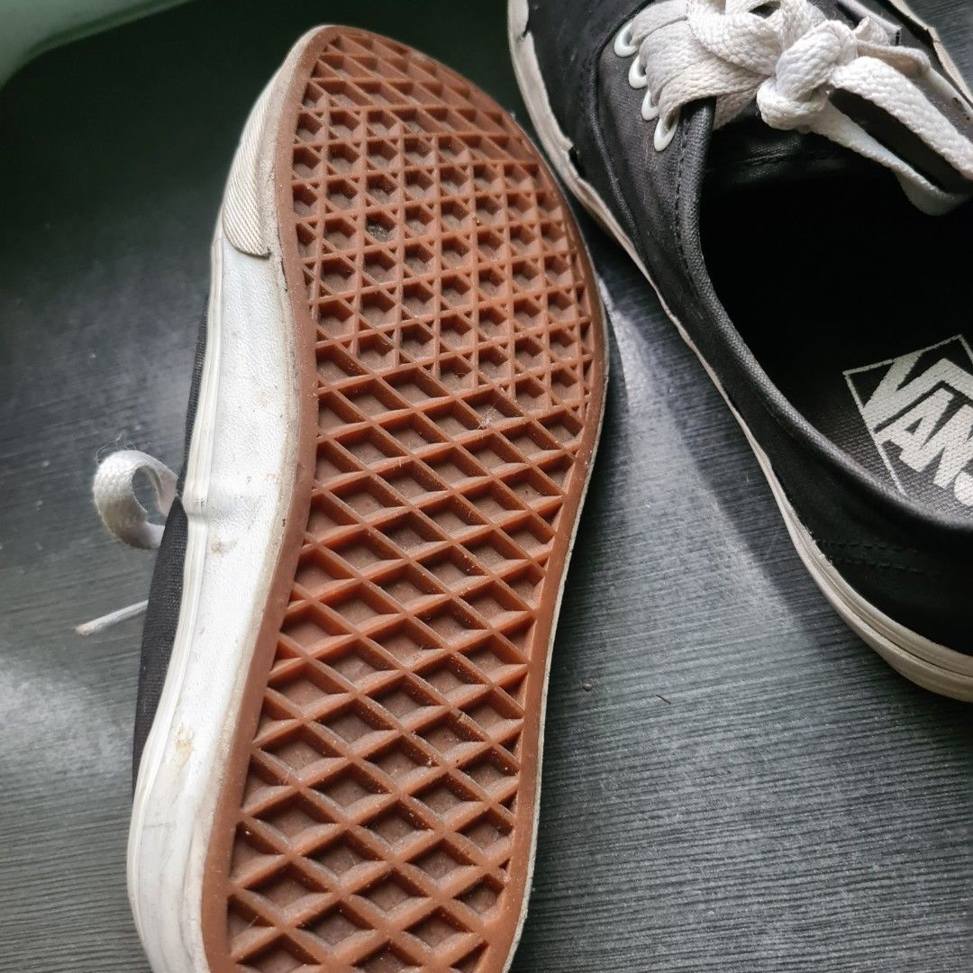 Vans Black Shoes rubber sneaker low cut canvas (Category: Sneakers) located in Antipolo. Submitted by r_shopp (Listing ID 1263516629, Image 2). Description: Make Offer! °painted over original design °Kasya sa mas maliit °cracks sa rubber Strictly payment first!.