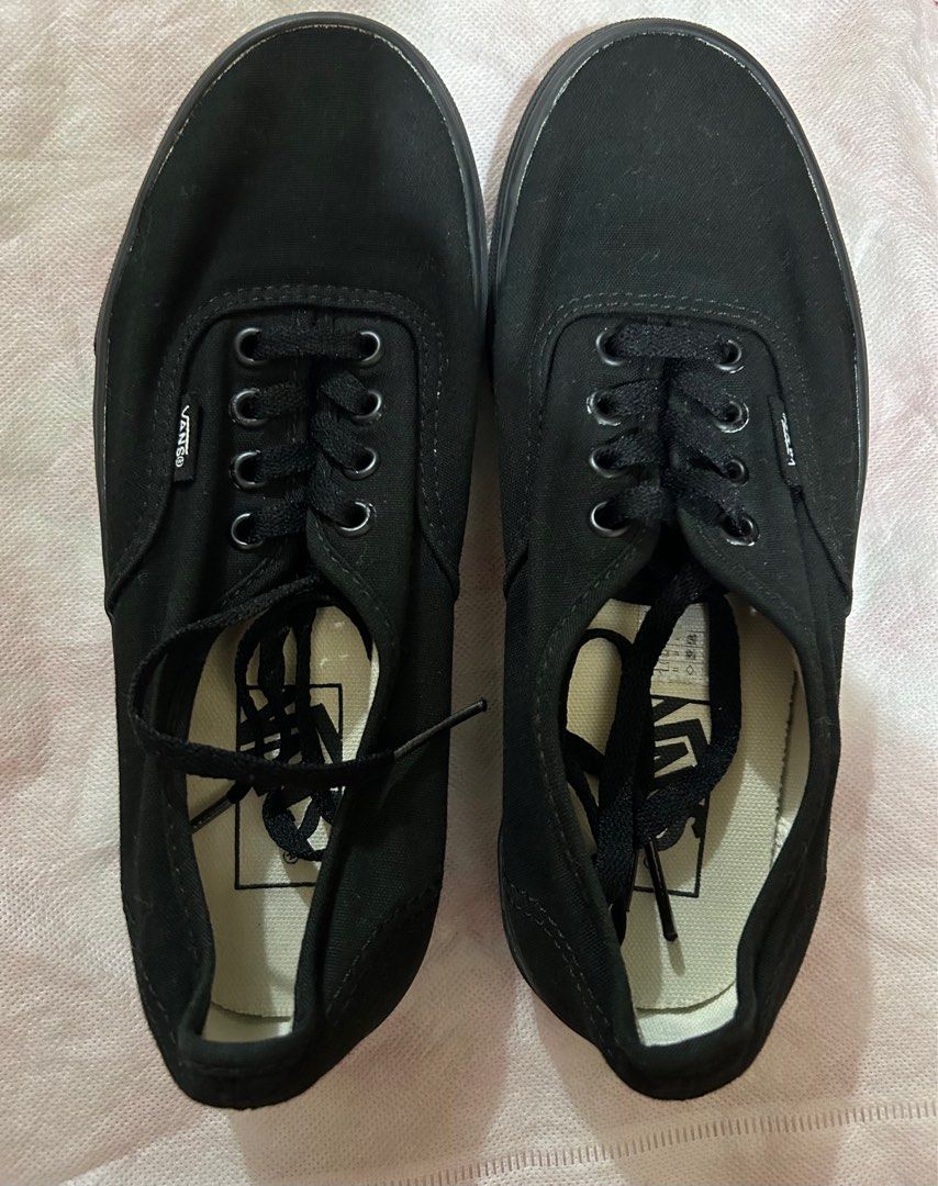 Vans on sale era 37