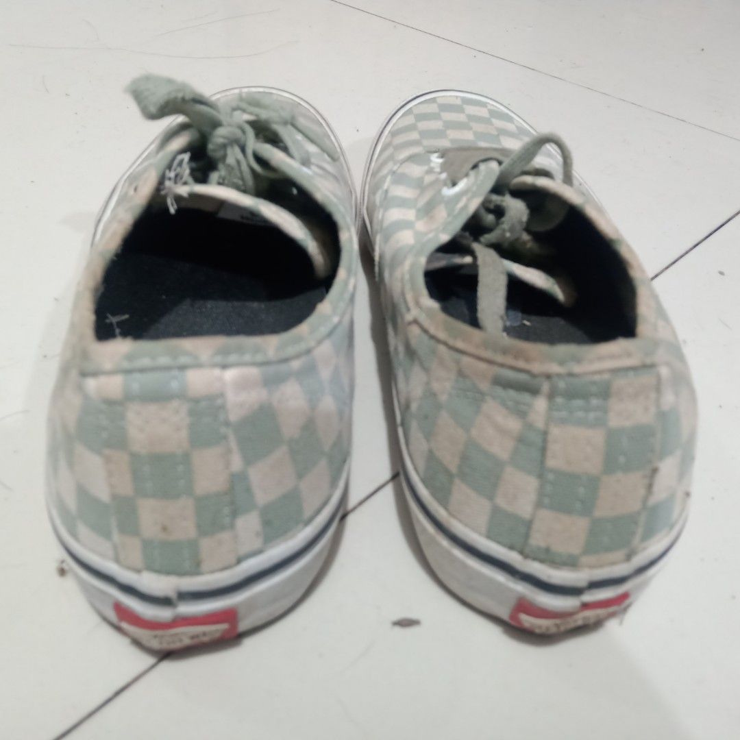 Checkered lace clearance up vans